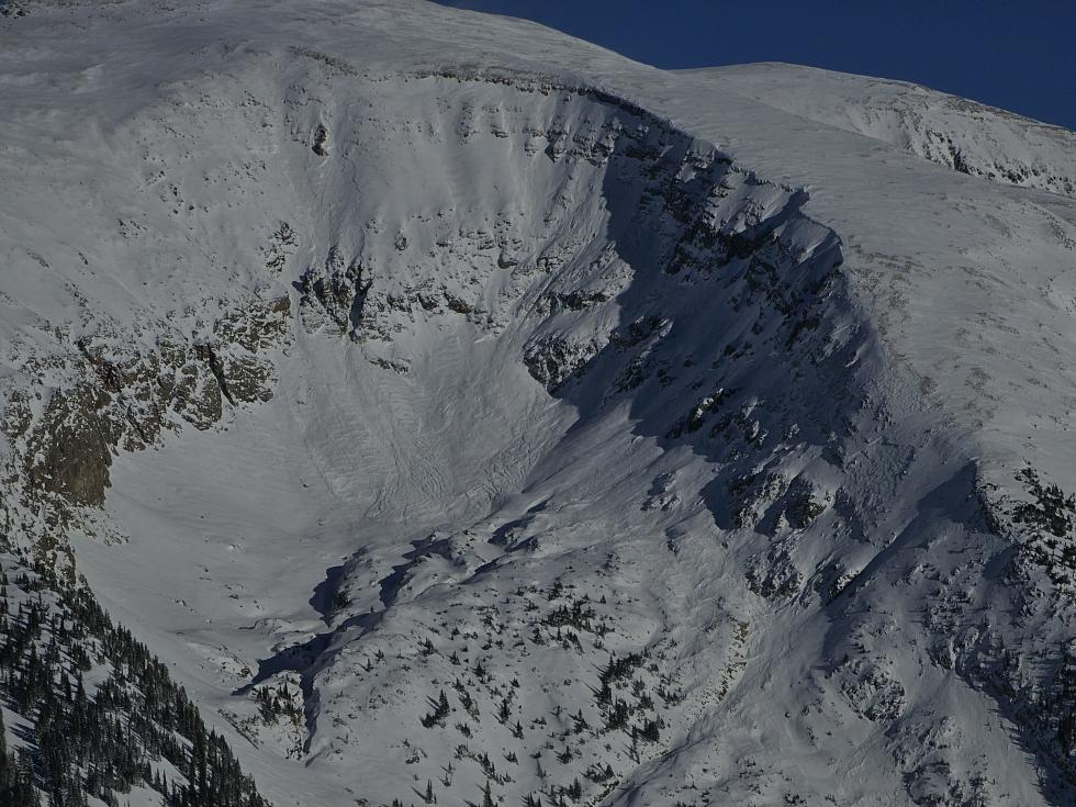 Many large avalanches were observed on the south side of Treasure Mountain above Yule Creek.